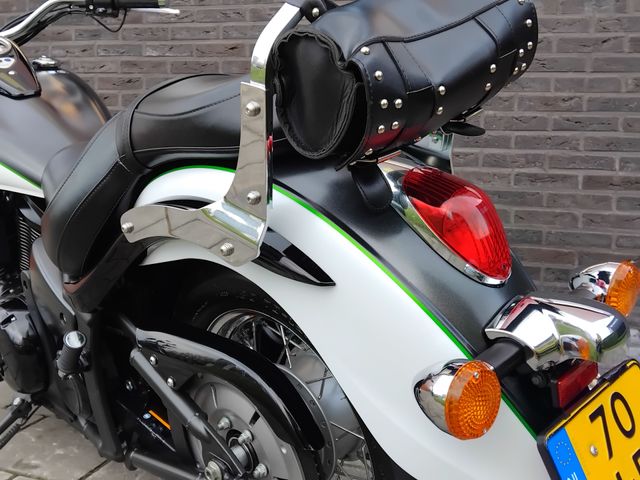kawasaki - vn-900-classic