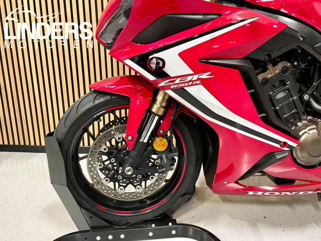 honda - cbr-650-r