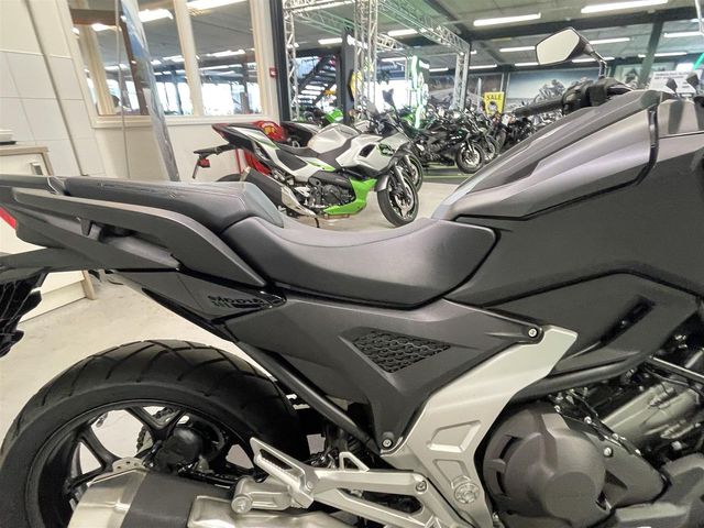 honda - nc-750-x-dct