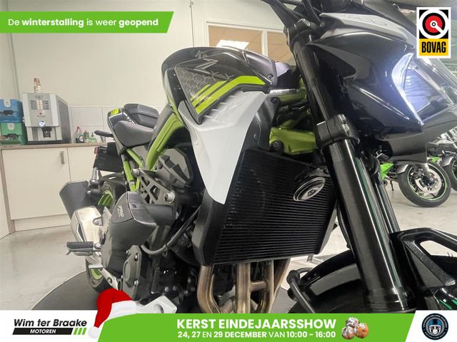 kawasaki - z900