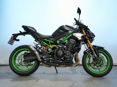 KAWASAKI Z900