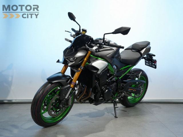 kawasaki - z900
