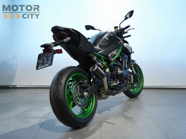 kawasaki - z900