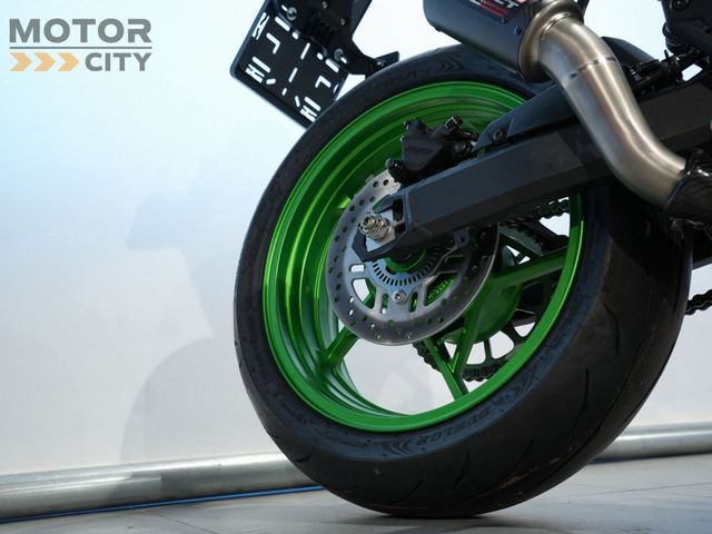 kawasaki - z900