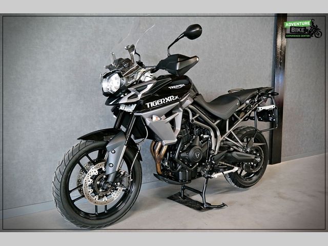 triumph - tiger-800-xrx