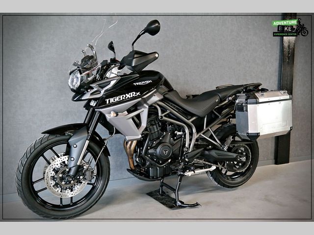 triumph - tiger-800-xrx