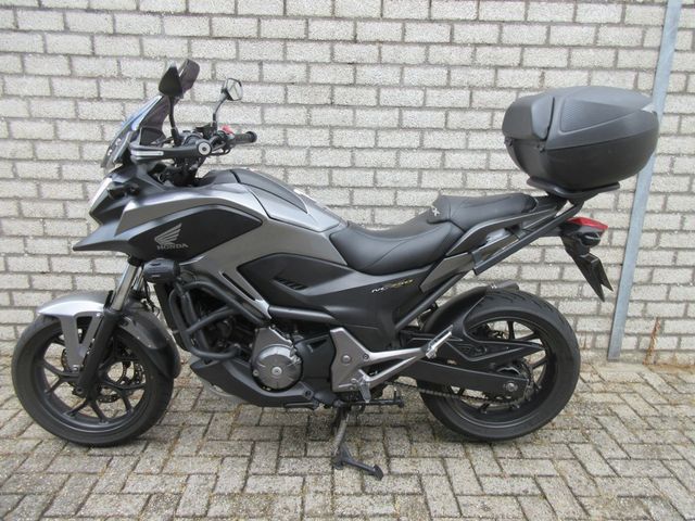 honda - nc-750-x-dct