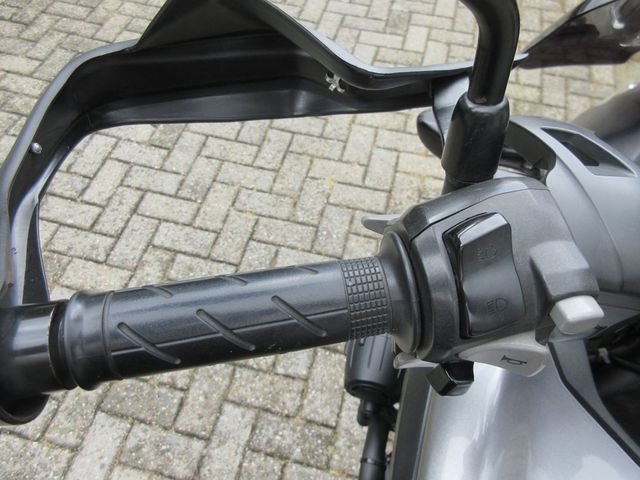 honda - nc-750-x-dct