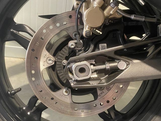 bmw - g-310-gs