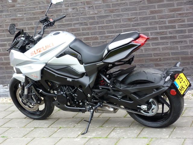 suzuki - gsx-s-1000-katana