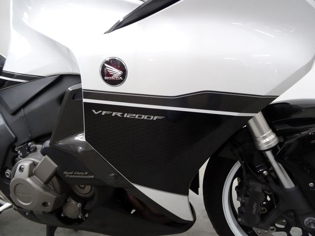 honda - vfr-1200-f-dct