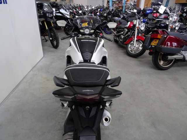honda - vfr-1200-f-dct