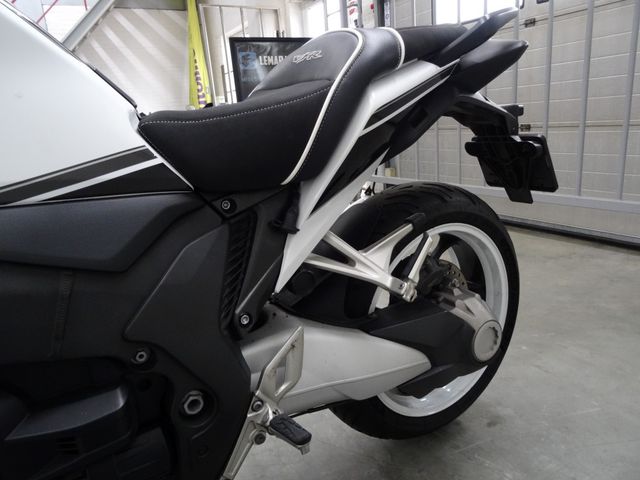 honda - vfr-1200-f-dct