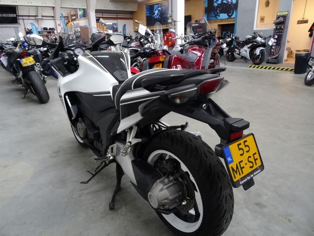 honda - vfr-1200-f-dct