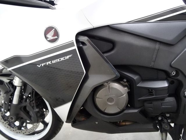 honda - vfr-1200-f-dct