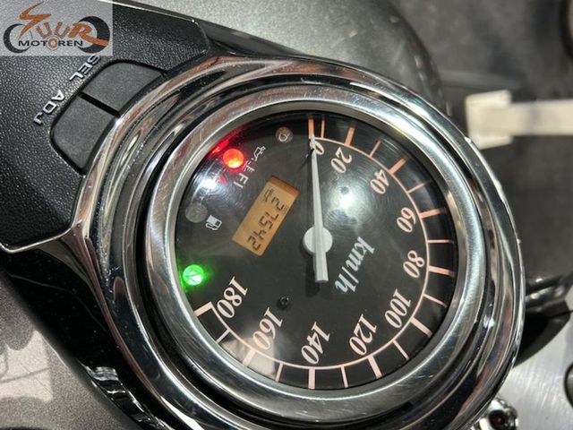 suzuki - vl-800-volusia