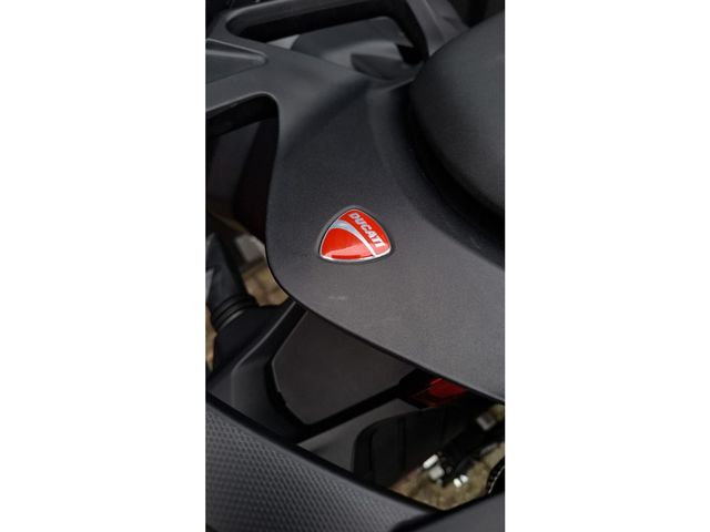 ducati - multistrada-v2-s