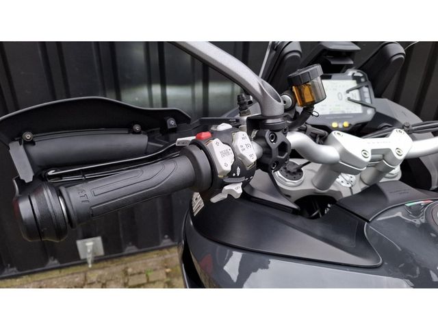 ducati - multistrada-v2-s