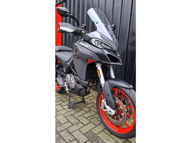 ducati - multistrada-v2-s