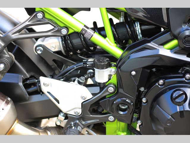 kawasaki - z900