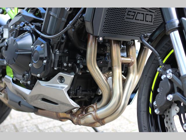 kawasaki - z900