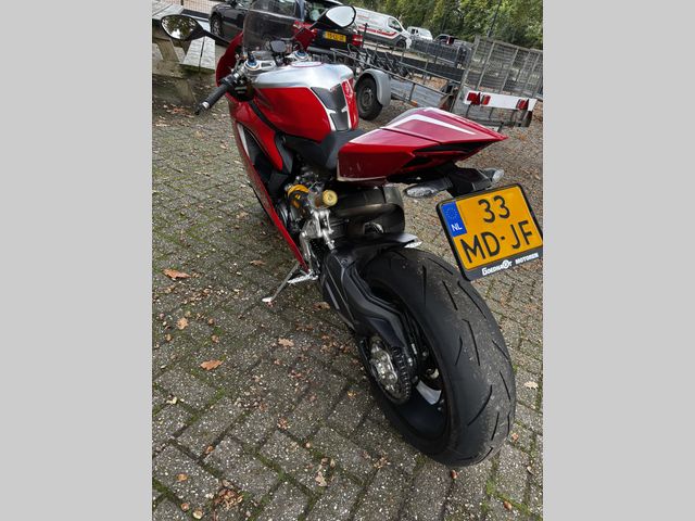 ducati - 1199-panigale-r