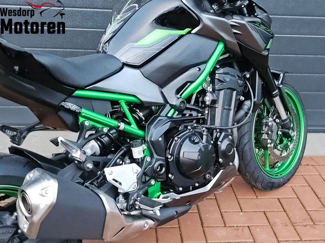 kawasaki - z900