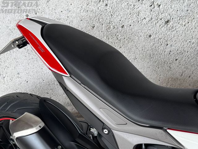 ducati - hypermotard-939