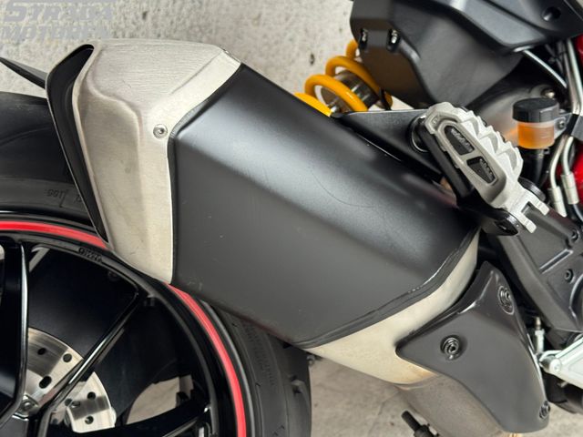 ducati - hypermotard-939