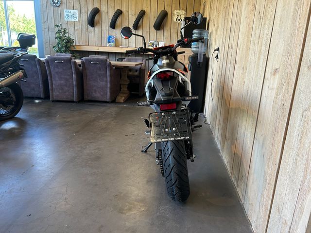 ktm - 125-smc-r