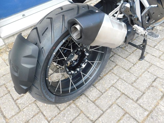 bmw - r-1300-gs-trophy