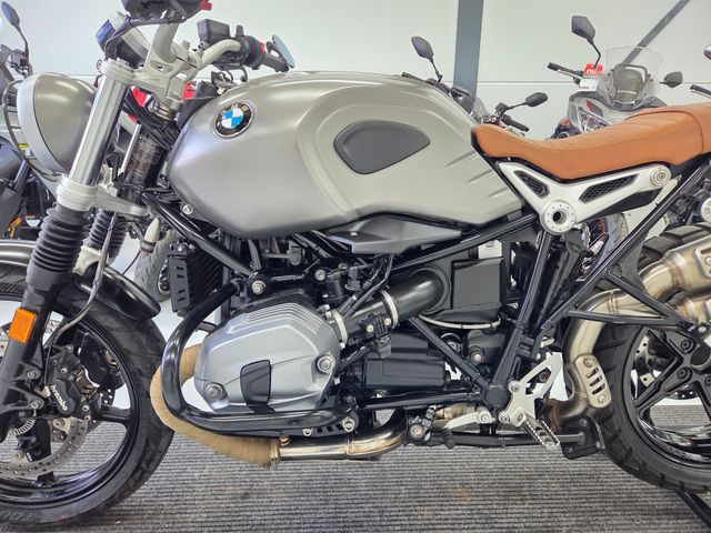 bmw - r-nine-t-scrambler