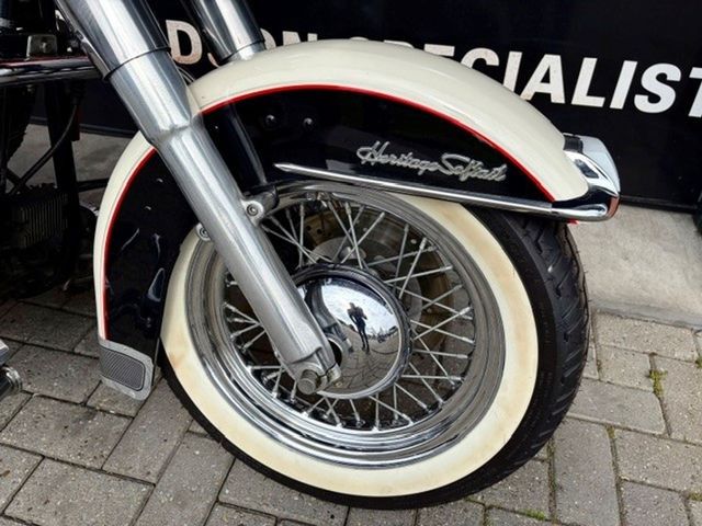 harley-davidson - nostalgia-softail-special-flstn