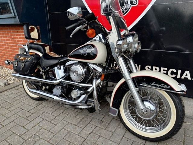harley-davidson - nostalgia-softail-special-flstn