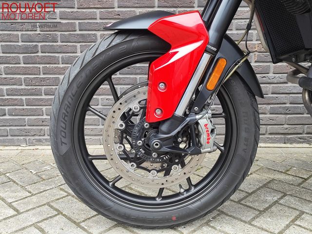 triumph - tiger-900-gt-pro