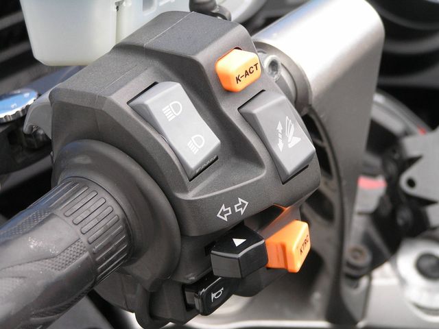 kawasaki - gtr-1400
