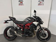 KAWASAKI Z900