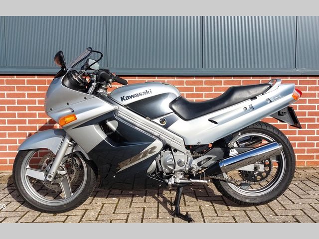 kawasaki - zzr-250