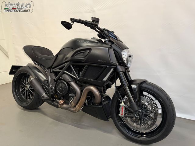 ducati - diavel-dark
