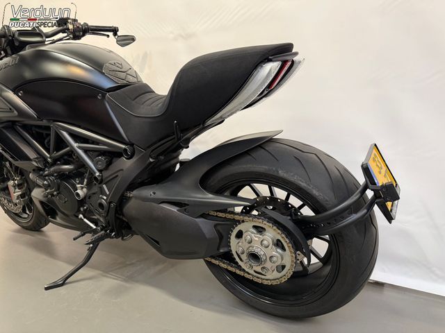 ducati - diavel-dark