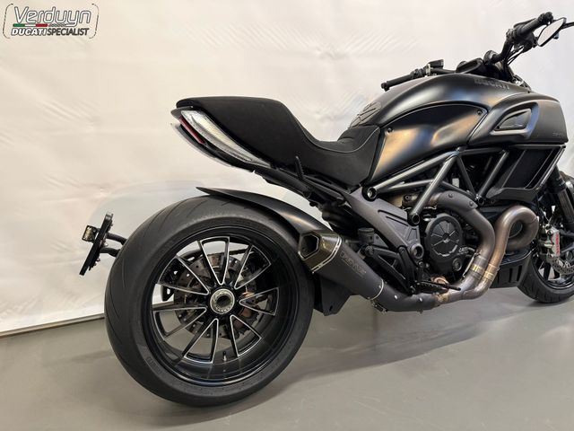 ducati - diavel-dark