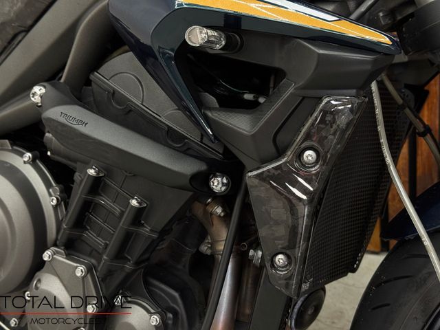 triumph - street-triple-s-a2