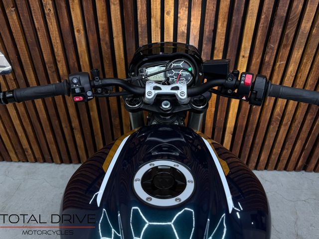 triumph - street-triple-s-a2