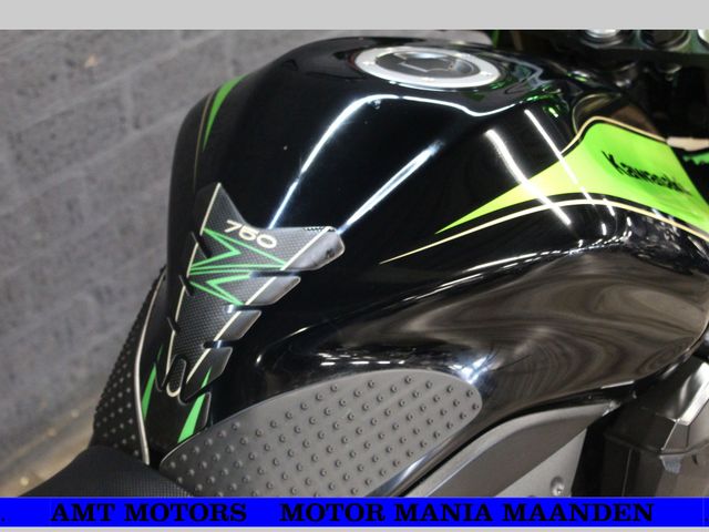 kawasaki - z-750-r