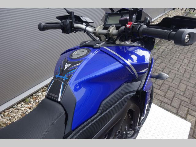 yamaha - tracer-900-abs
