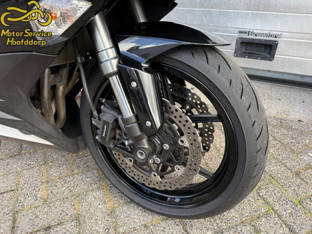 kawasaki - z-1000-sx-abs