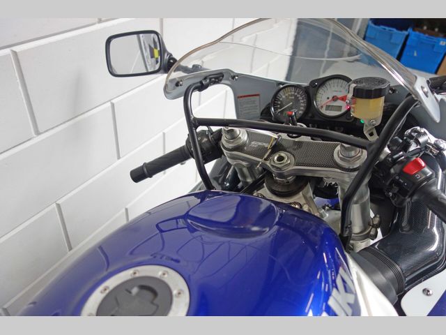 suzuki - gsx-r-750