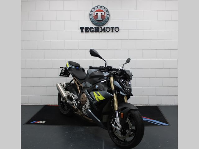 bmw - s-1000-r