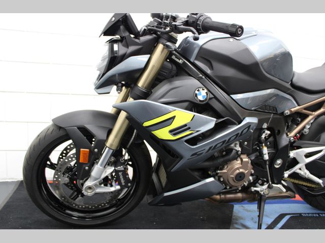 bmw - s-1000-r
