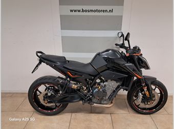 KTM 890 Duke R 2022 occasion